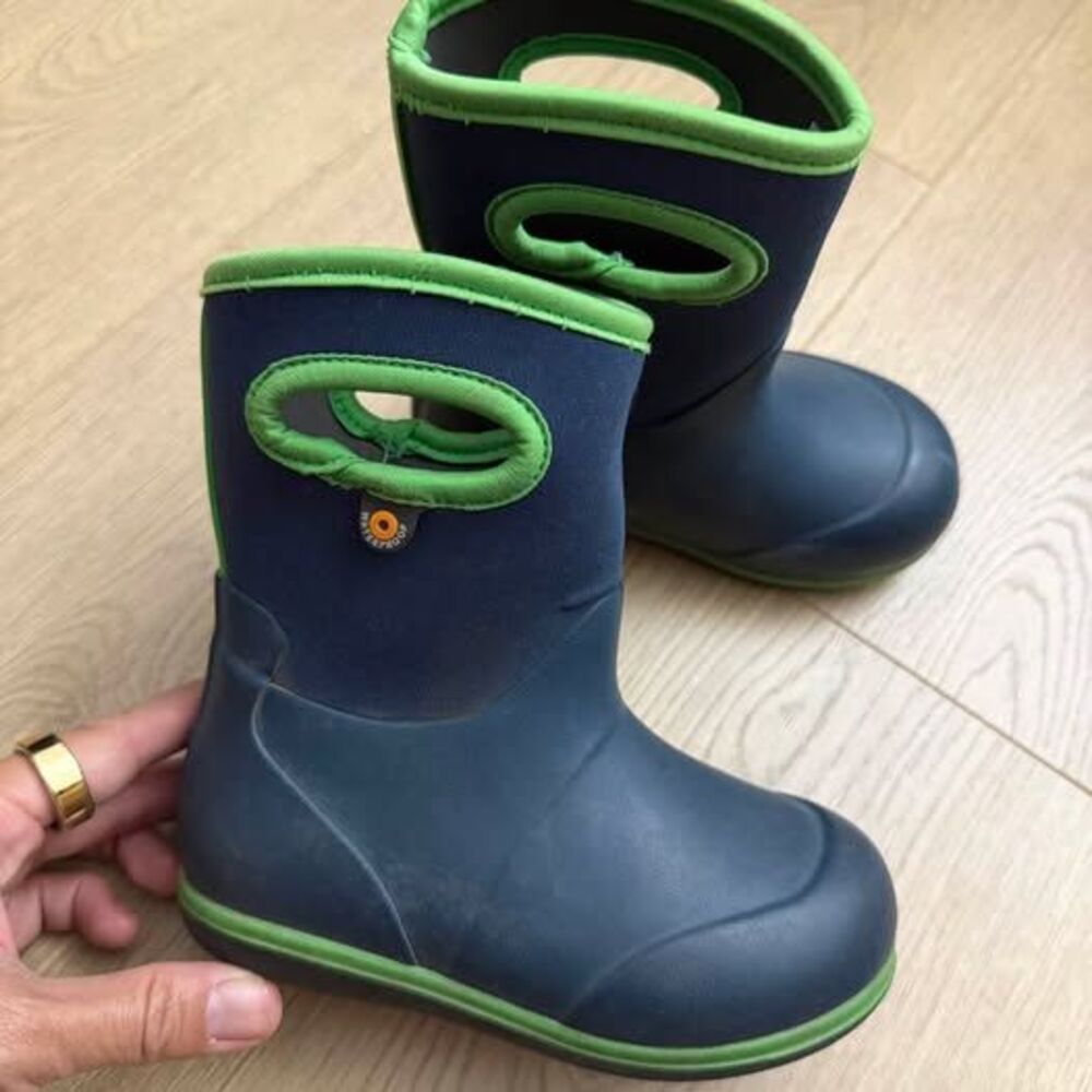 Bogs Classic Solid Toddler Size 8 Boots